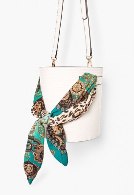 L. Laguna Beach Bucket Bag - White